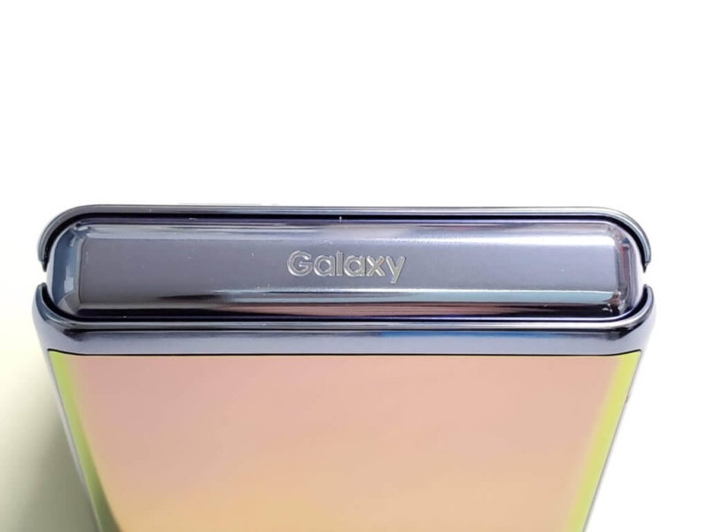 Galaxy Z Flip　ヒンジ