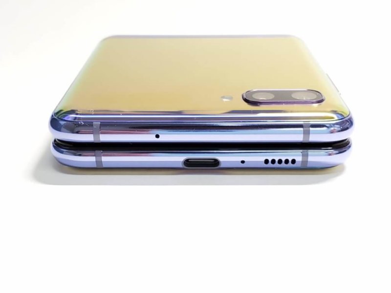 Galaxy Z Flip　側面