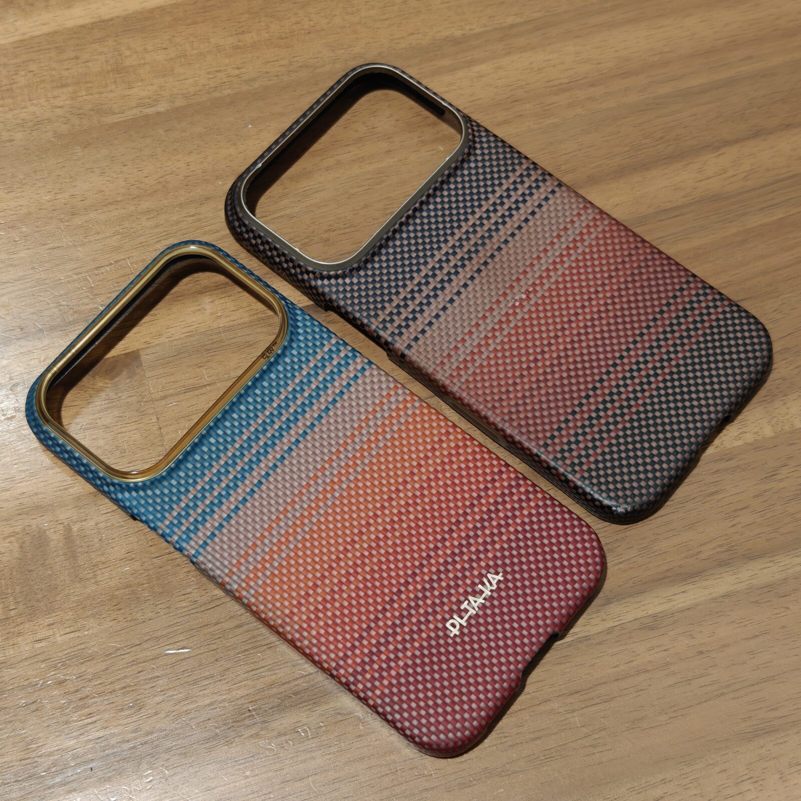 Ultra-Slim CaseとCalifornia Dreamの比較